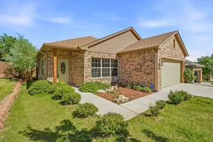 1316 Liberty St, Weatherford, TX 76086 - Photo 2