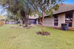 3722 Cove Timber Ave, Granbury, TX 76049 - Photo 36