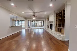 3722 Cove Timber Ave, Granbury, TX 76049 - Photo 4