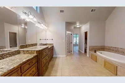 3722 Cove Timber Avenue, Granbury, TX 76049 - Photo 22