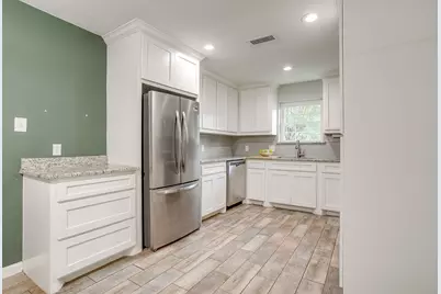 700 NW Barbara Lane, Burleson, TX 76028 - Photo 12