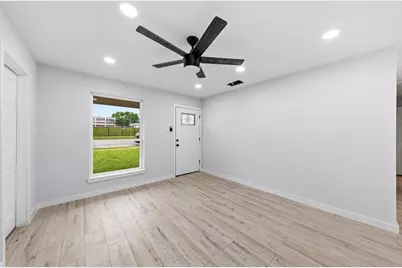3842 Soft Wind Drive, Dallas, TX 75241 - Photo 4