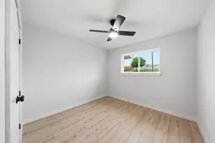 3842 Soft Wind Dr, Dallas, TX 75241 - Photo 16