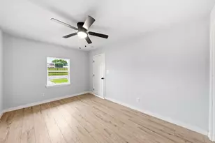 3842 Soft Wind Dr, Dallas, TX 75241 - Photo 8