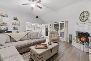 3912 Periwinkle Dr, Fort Worth, TX 76137 - Photo 4