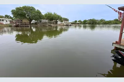 419 Brazos Harbor Drive, Granbury, TX 76048 - Photo 2