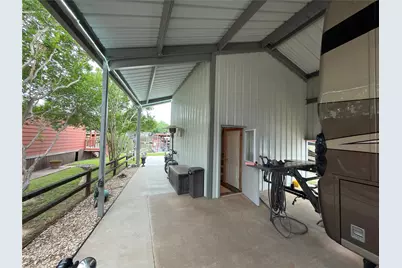 419 Brazos Harbor Drive, Granbury, TX 76048 - Photo 4