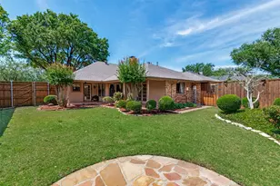 2401 Radcliffe Dr, Rowlett, TX 75088 - Photo 4