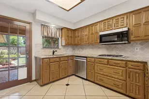 2401 Radcliffe Dr, Rowlett, TX 75088 - Photo 14