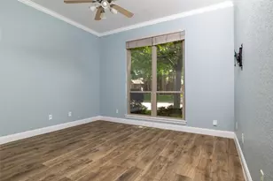 8105 Thornwood Dr, North Richland Hills, TX 76182 - Photo 32