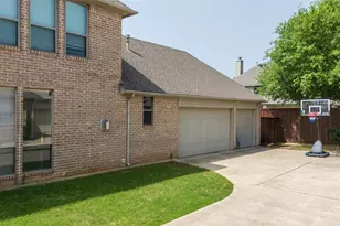 8105 Thornwood Dr, North Richland Hills, TX 76182 - Photo 40