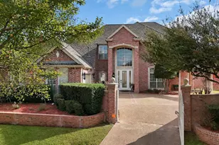 5605 Bailey Ct, Arlington, TX 76017 - Photo 2