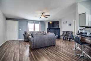 8523 Angus Dr, Justin, TX 76247 - Photo 6