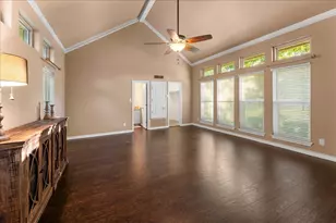 1408 E Lake Dr, Gladewater, TX 75657 - Photo 14