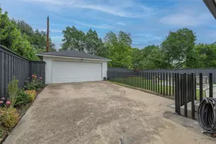 864 Peavy Rd, Dallas, TX 75218 - Photo 20