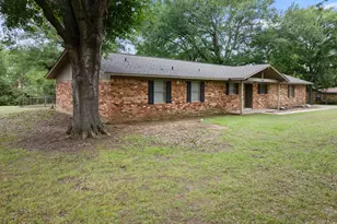 4006 Mark Ln, Mt Pleasant, TX 75455 - Photo 2