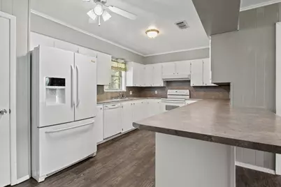 4006 Mark Lane, Mt Pleasant, TX 75455 - Photo 10