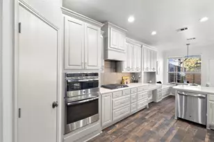 12026 Yoakum Dr, Frisco, TX 75035 - Photo 10