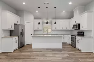 400 Leuty St, Justin, TX 76247 - Photo 8