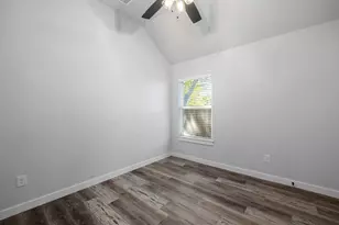 400 Leuty St, Justin, TX 76247 - Photo 14