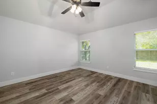 400 Leuty St, Justin, TX 76247 - Photo 16