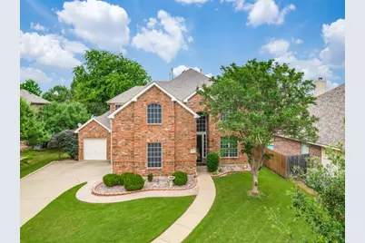 2216 Forest Creek Drive, Mansfield, TX 76063 - Photo 2