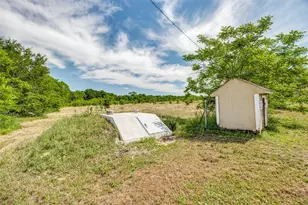 843 Co Rd 4900, Trenton, TX 75490 - Photo 4