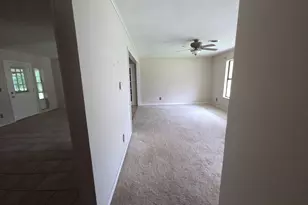 709 Lee St, Bowie, TX 76230 - Photo 28