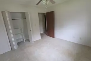 709 Lee St, Bowie, TX 76230 - Photo 20