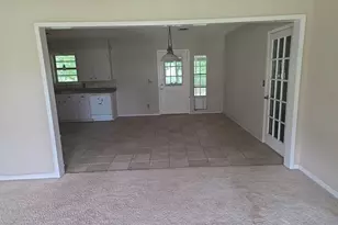 709 Lee St, Bowie, TX 76230 - Photo 8