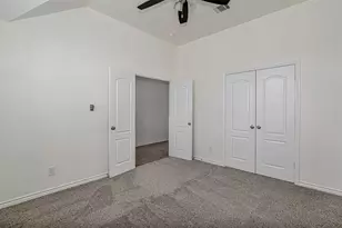 1140 Hidden Meadow Dr, Burleson, TX 76028 - Photo 2