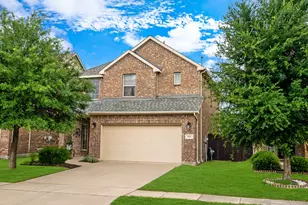 313 Dodge Trl, McKinney, TX 75071 - Photo 1