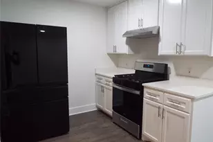 8949 Shorelark Dr, Dallas, TX 75217 - Photo 10