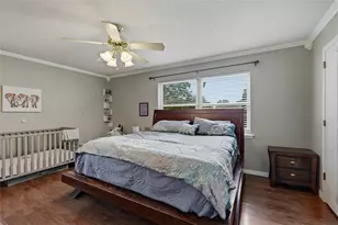 1028 S Idlewild Dr, Sherman, TX 75090 - Photo 12