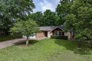 1028 S Idlewild Dr, Sherman, TX 75090 - Photo 30