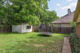 1028 S Idlewild Dr, Sherman, TX 75090 - Photo 22