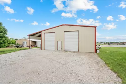 2030 County Road 4010, Decatur, TX 76234 - Photo 28