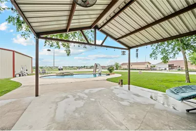 2030 County Road 4010, Decatur, TX 76234 - Photo 24