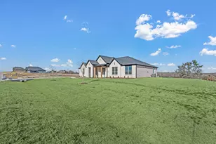 220 Basalt Ln, Reno, TX 76020 - Photo 2