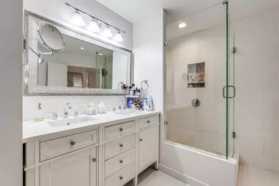 7404 W Northwest Highway #3, Dallas, TX 75225 - Photo 8