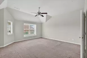 897 Shelby Ln, Lewisville, TX 75056 - Photo 12