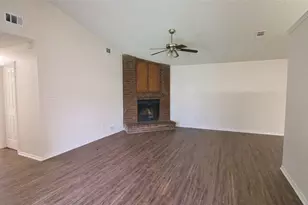 1103 Hemlock Ct, DeSoto, TX 75115 - Photo 2