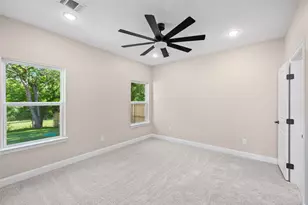 4018 Montana Trail, Granbury, TX 76048 - Photo 32