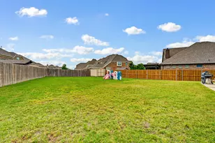 7315 Vienta Point, Grand Prairie, TX 75054 - Photo 38