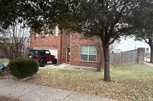 10369 Bradshaw Dr, Fort Worth, TX 76108 - Photo 4