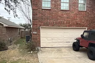 10369 Bradshaw Dr, Fort Worth, TX 76108 - Photo 2