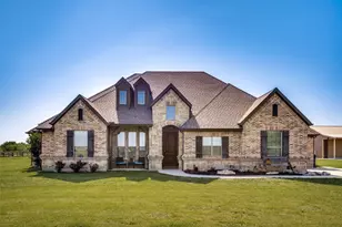 2785 George Owens Rd, Ponder, TX 76259 - Photo 2