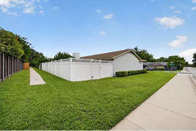 15745 Havenrock Circle, Dallas, TX 75248 - Photo 18