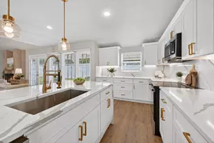 15745 Havenrock Cir, Dallas, TX 75248 - Photo 2