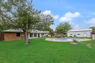 834 Rock Creek Ln, Red Oak, TX 75154 - Photo 38